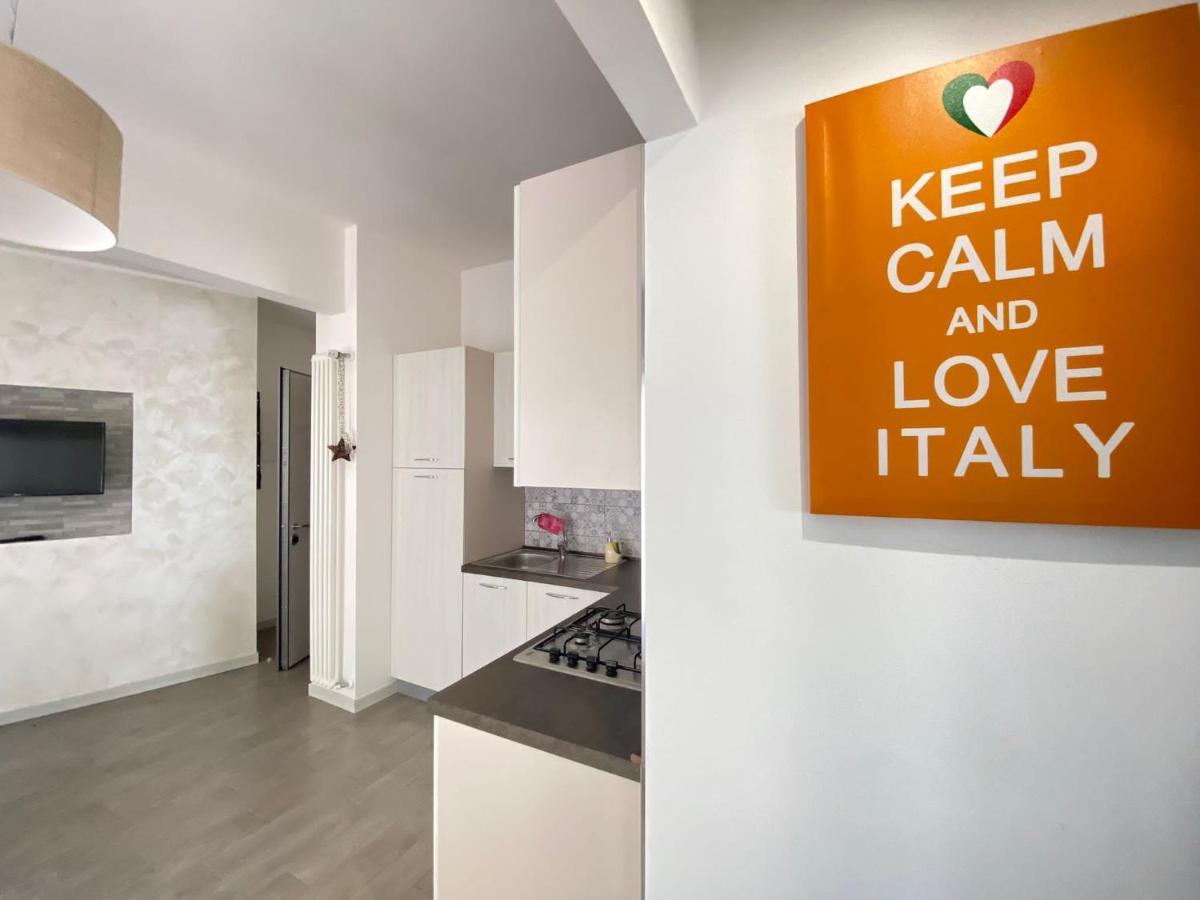Gianluca Apartments 7 菲纳莱利古雷 外观 照片